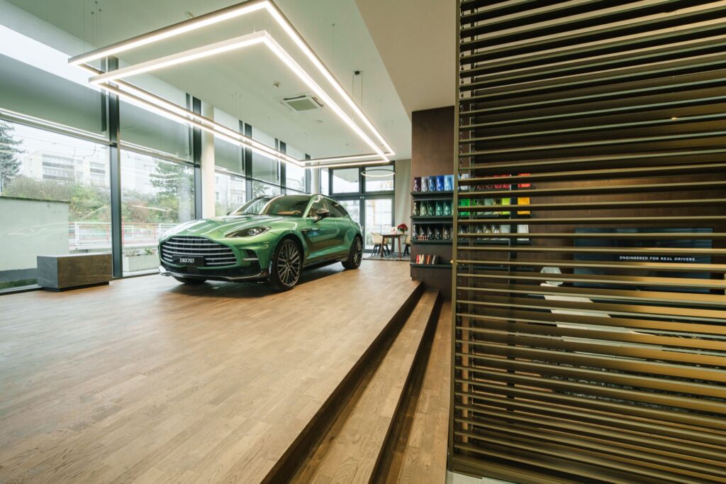 V Praze se oficiálně otevřely showroom i autorizovaný servis