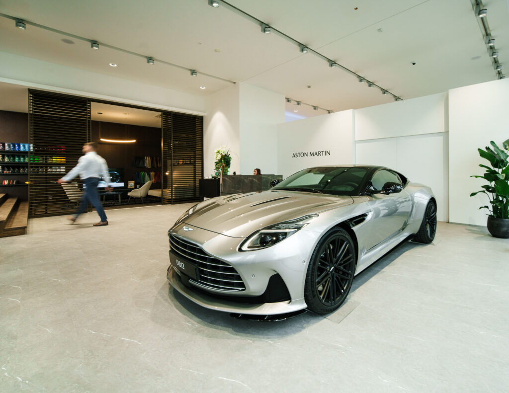 V Praze se oficiálně otevřely showroom i autorizovaný servis