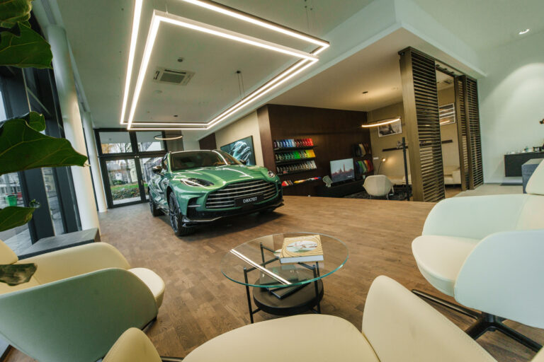 V Praze se oficiálně otevřely showroom i autorizovaný servis