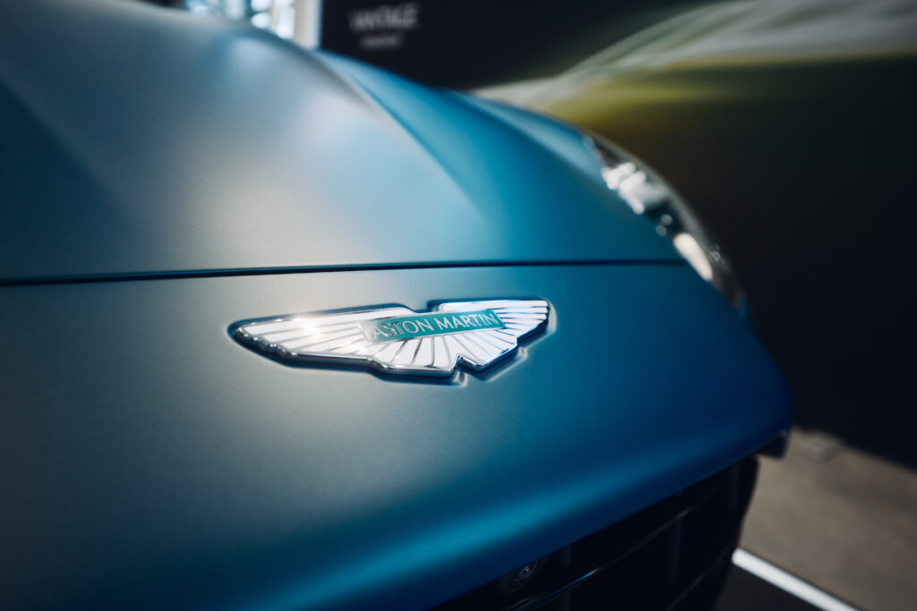 Nový Aston Martin Vantage Roadster v Praze