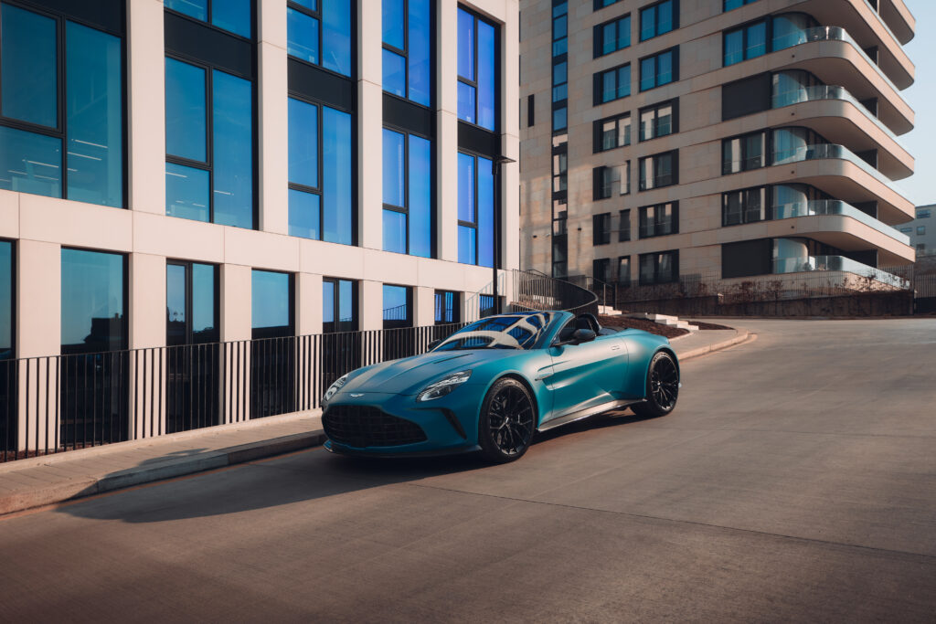 Nový Aston Martin Vantage Roadster v Praze