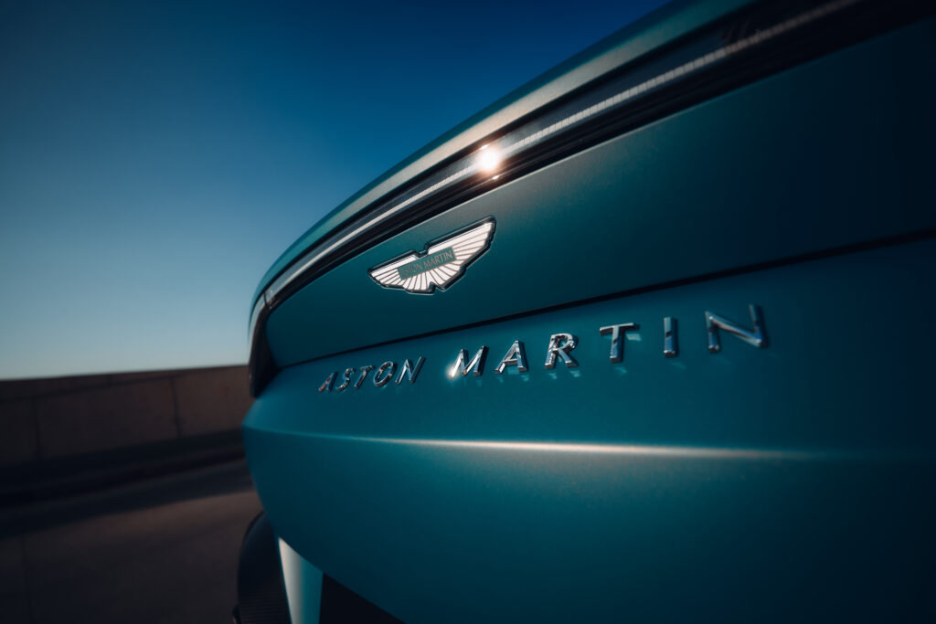 Nový Aston Martin Vantage Roadster v Praze