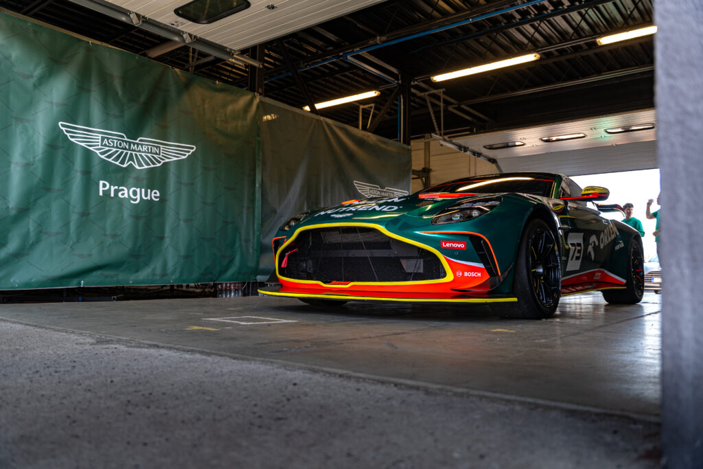 Aston Martin Prague Experience. 12.5.2025, Trackday Most