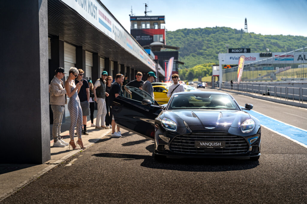 Aston Martin Prague Experience. 12.5.2025, Trackday Most