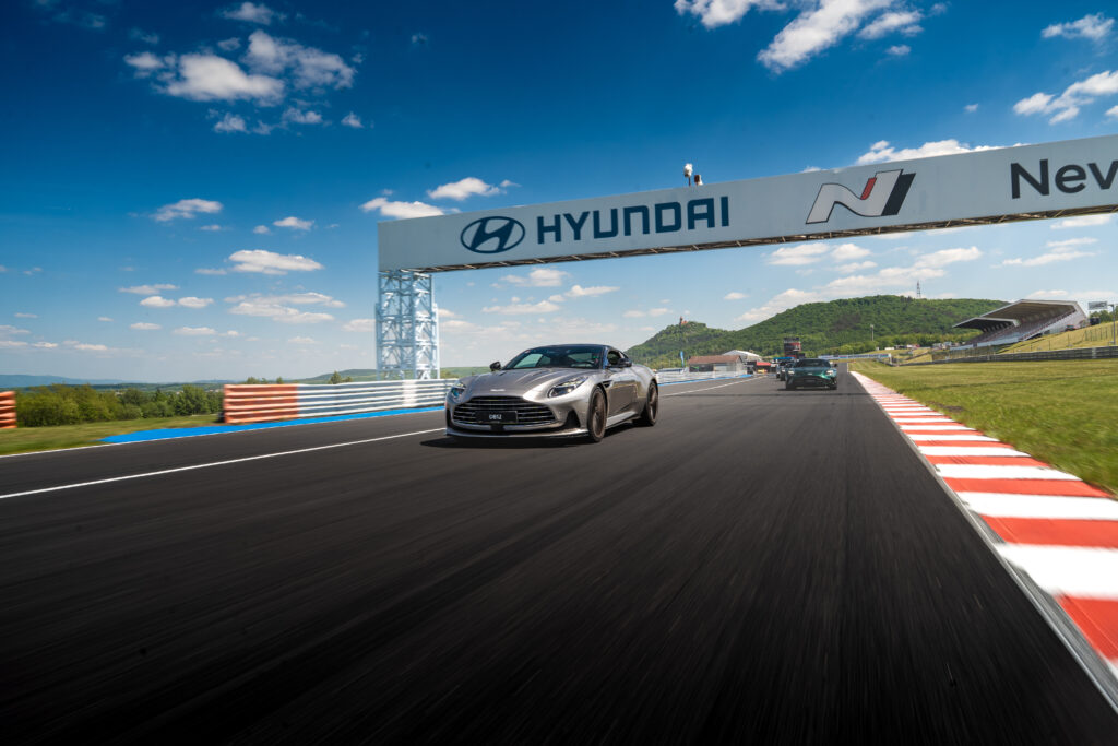 Aston Martin Prague Experience. 12.5.2025, Trackday Most
