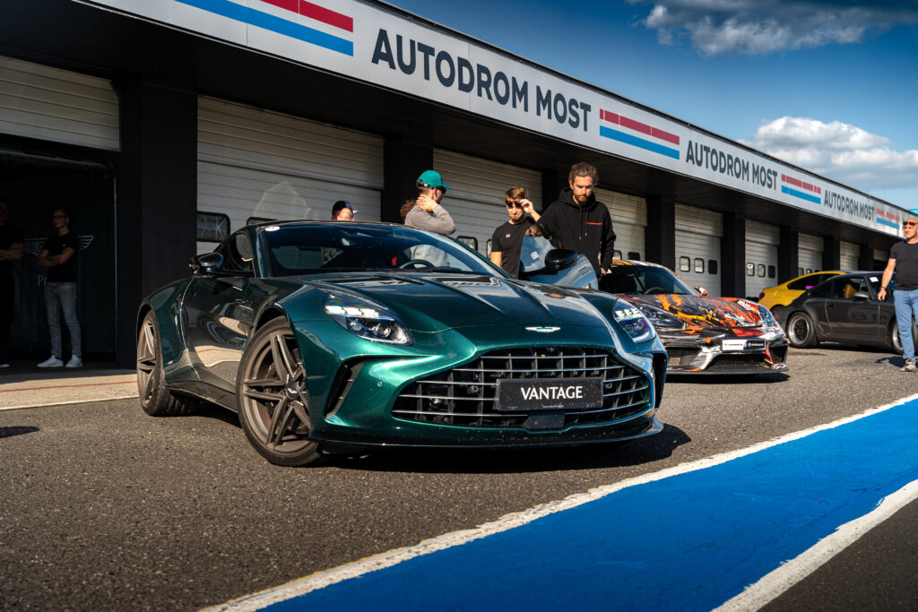 Aston Martin Prague Experience. 12.5.2025, Trackday Most
